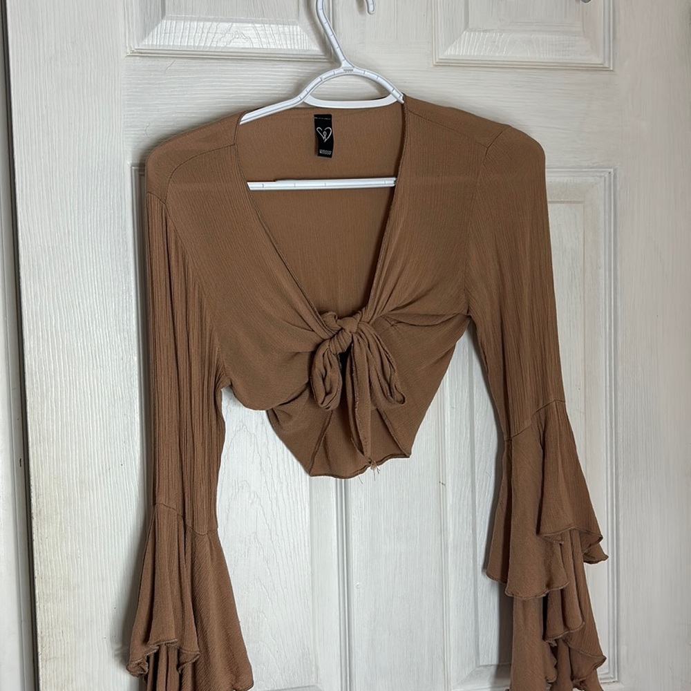 Boho-Chic Ruffled Sleeve Tie-Front Top | Windsor